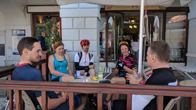 6115F234-2A84-48D4-BC87-42E03308020F