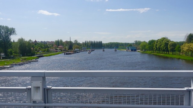 703D3AAA-2E83-4B86-906F-2838F471FBCF