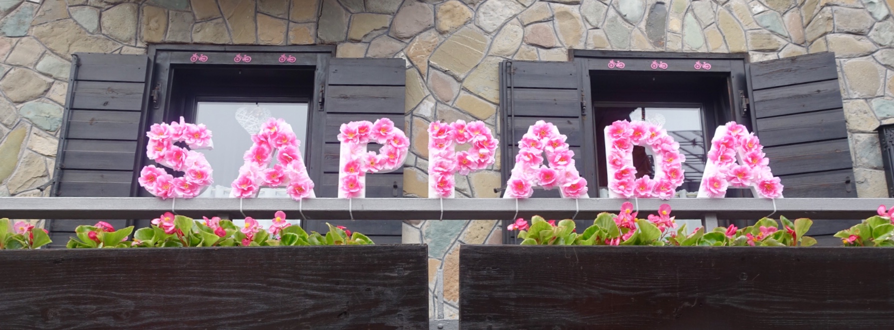 71098BE5-276E-42EA-86D5-518123EF9F61