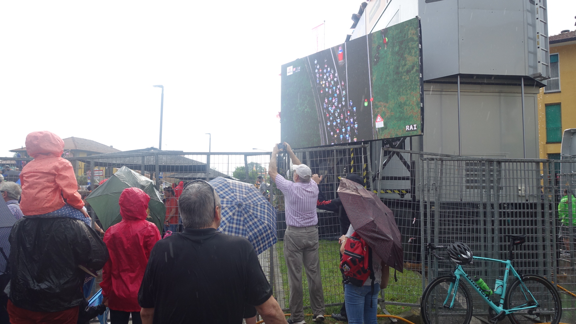 893AC6E1-A726-462B-BB9C-86DF9684BCC0