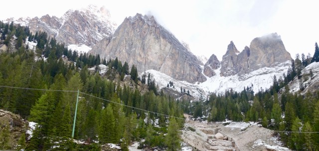 8B2AB8EE-40B3-45B0-8803-DA30FD89D779