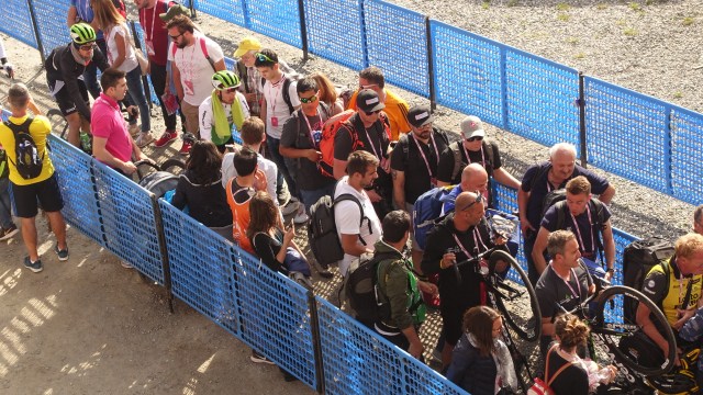 8ECE72E4-3E3D-4337-9BF9-829B917EBEC8