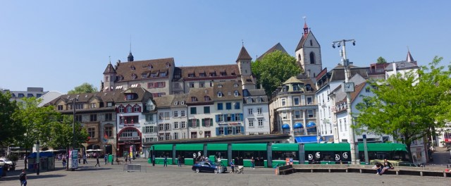 9AC42526-EF21-4659-A0AE-FEDE38EDADC4