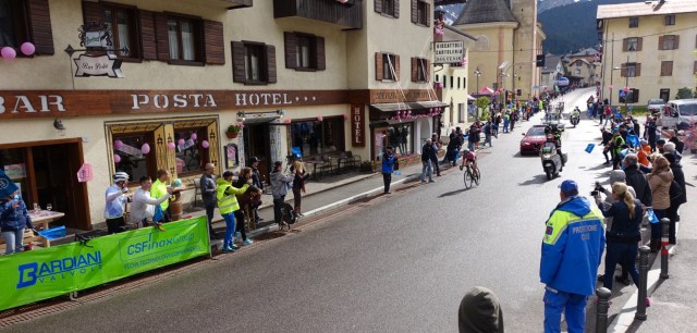 AD4F27D9-3175-437E-84B2-DC314B22C5B5