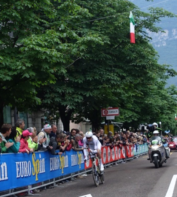 BD31B5ED-6BE3-46EE-A67E-C47B57A66BC0