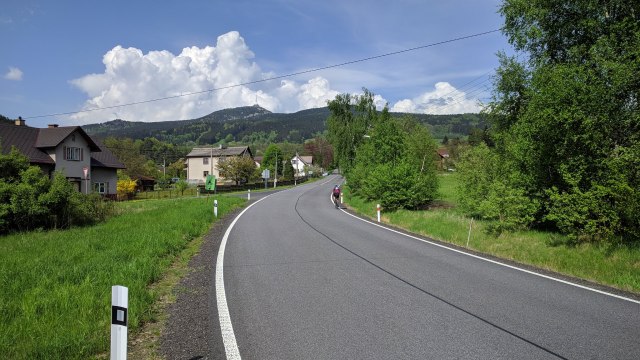 C7956DC5-4593-4825-A045-9DF46893DEA7