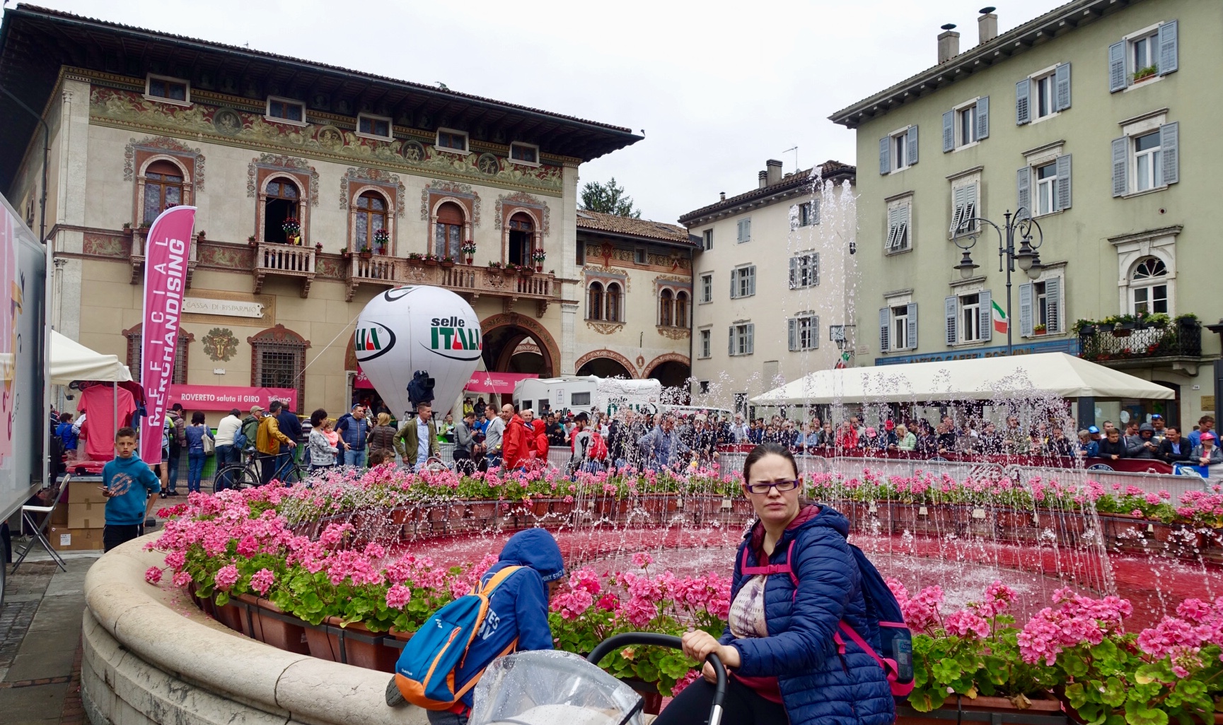 C8CB6C42-DB3D-4593-BAD5-64EF42577017