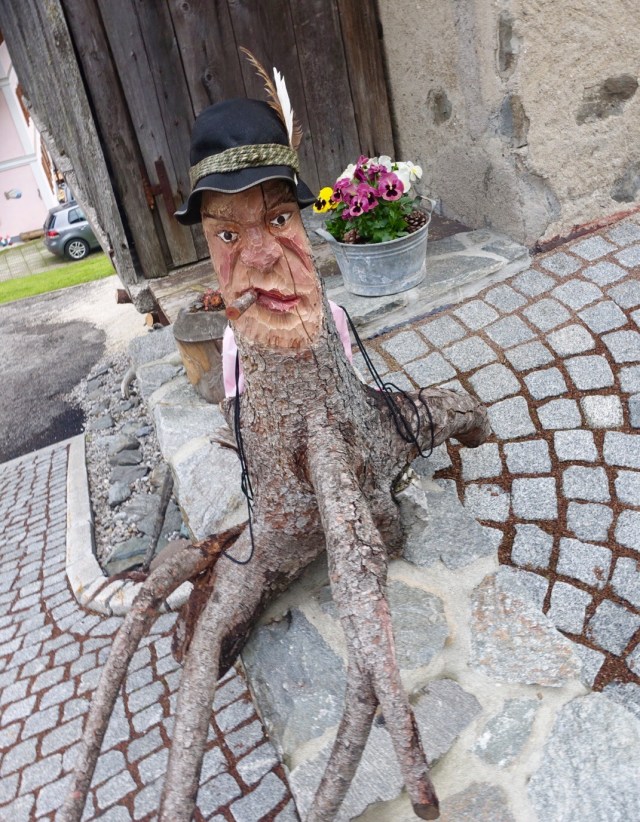 F5C67C73-9F87-4569-8F1D-B9CFB916E2E9