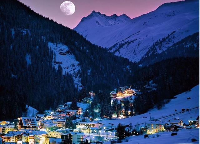 F6CD9193-D274-445C-8C84-6162D3BCA2DB