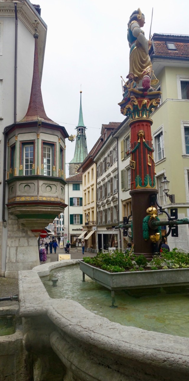 FECBDB2E-E891-4BA6-9301-3FECD54FC9A3