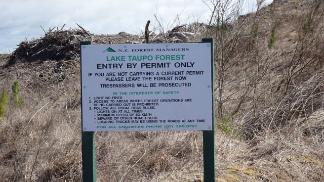 27B4AFCD-930E-4E47-BE6C-00D3DC0D09E3