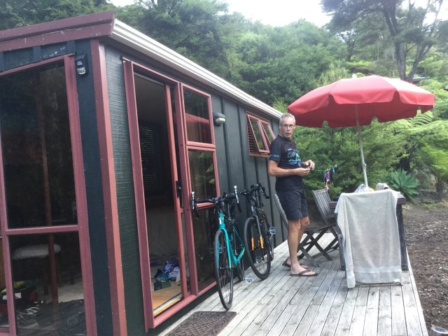 3110A558-84D5-456B-B8C1-81F0F7F438F2