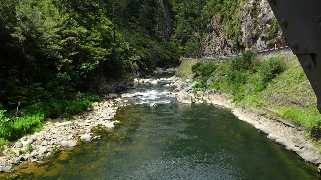 756E9946-35AC-47B5-92C1-7BE1FC049B97