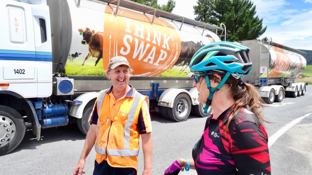 8EB469B9-8629-4853-9494-E4D7D2131994