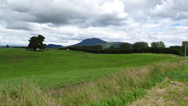 A3DF52B8-CA17-44A5-A37F-3BD060E71EFB