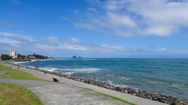 CFA04F98-7F71-429D-8BEC-ADEC3192526F