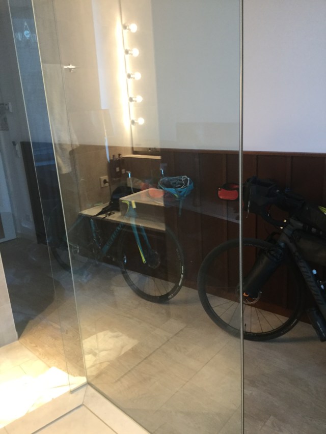 30F227EC-DCE7-44AF-9D85-900C5B130827