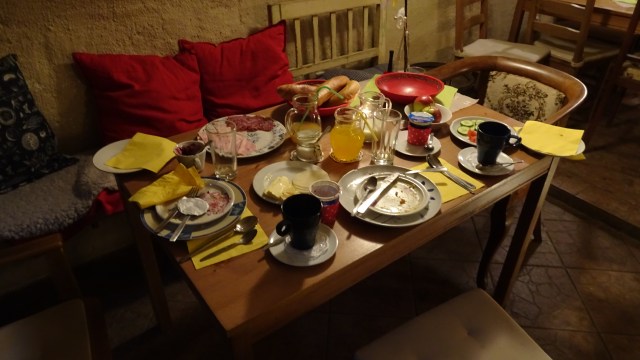 35B63C0C-93DF-4E82-99C5-365226E76651