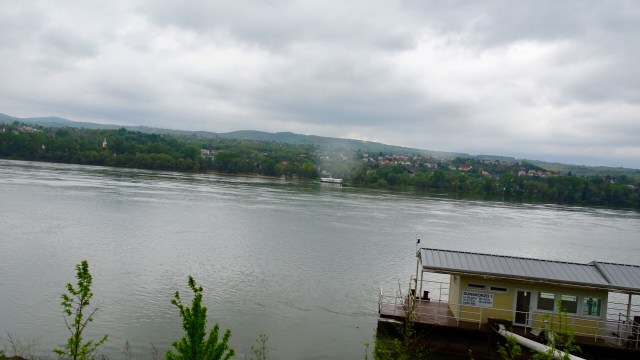 3767AF22-4FB3-4ADE-A488-E4D9095D547D