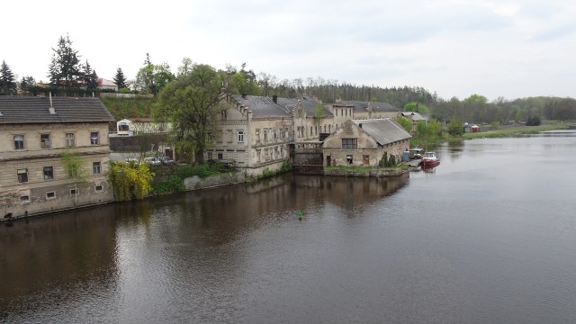 4EB7D8C5-870F-42D9-8E37-EE715DA3D87B