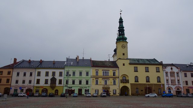 52961872-D4DD-4831-9CEA-9896CCEA6BBB