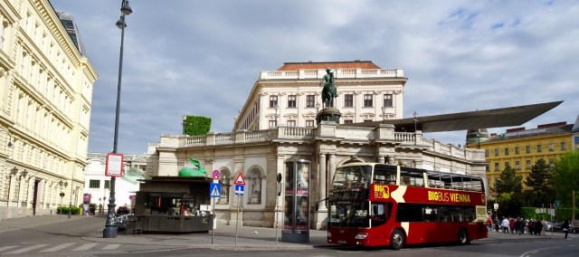 59FCD14C-16F9-404D-87F1-4F478AAD8B57