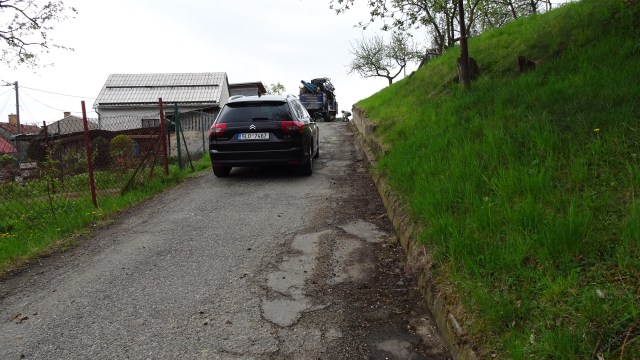 6DF700DA-BA3B-49C3-AB64-6B3A52BE927B