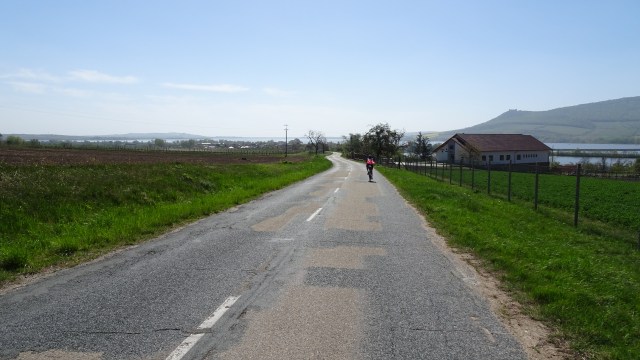 6F485A87-0BFF-4237-9B12-05D42F5893E7