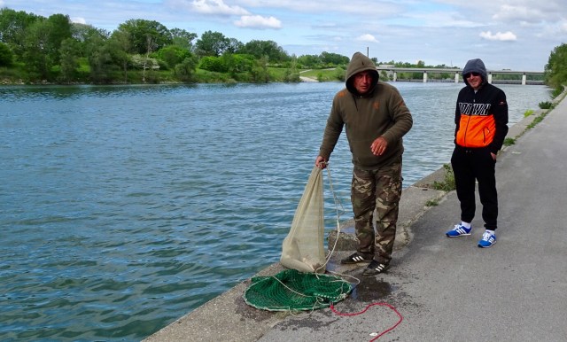 7622E693-CC13-4679-882C-B66206FC89F0