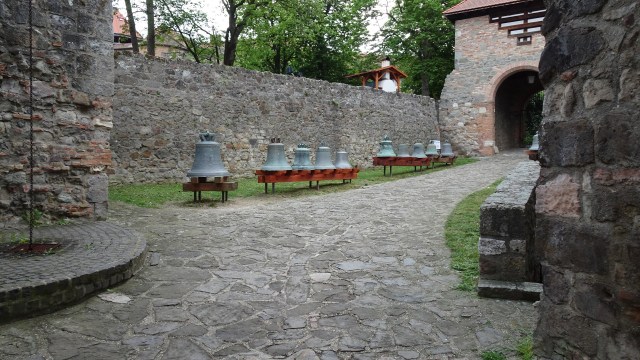 86264937-C2BD-4ED1-B7DA-ABC99C031EF7