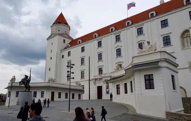 89EF6D62-E79B-4DC7-8D30-ADDBBEFE1219