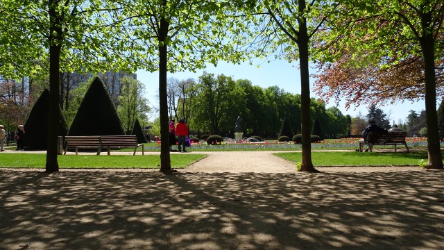 8BADDACB-E831-497E-B3A0-15CF3253B734