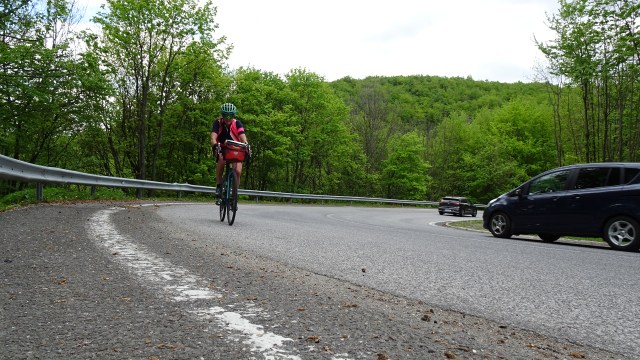 953F0BEE-B79D-4E7C-B513-414E0ADD8A6F