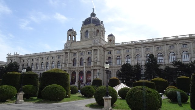 97E14C89-6A4F-404F-8B8B-60B4F8B52DC8