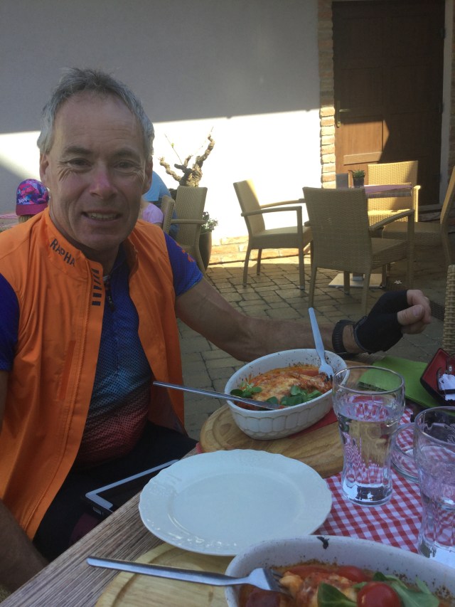 97F4BB43-B6FF-403F-8D5A-E83E76D69D2E