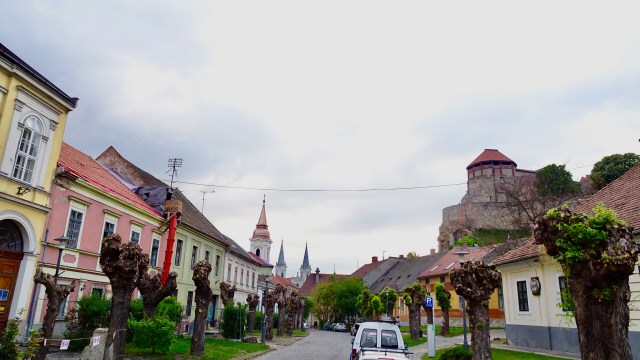 BCBFACF8-B3D4-4E9A-A375-6D66FEEE1641