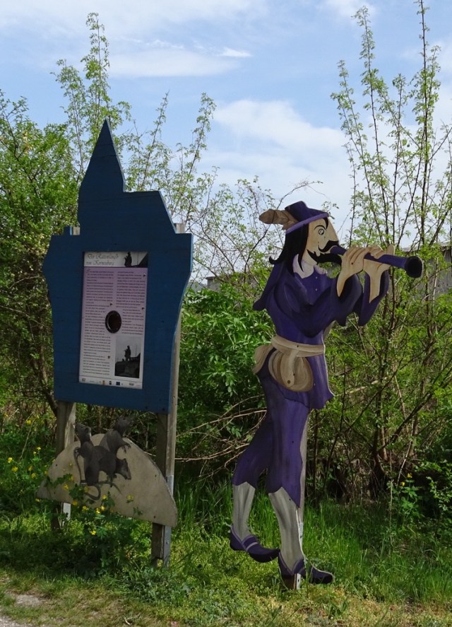 F1203D4F-6900-4591-B308-965BF3EB044E