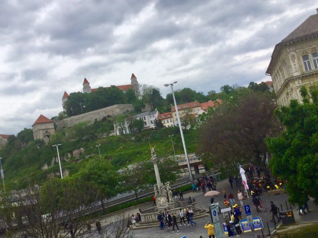 F5CA9CBF-387B-48E9-88AE-490D880EEDEF