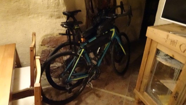 FC760784-99D2-41CF-8F63-27162F9270CC