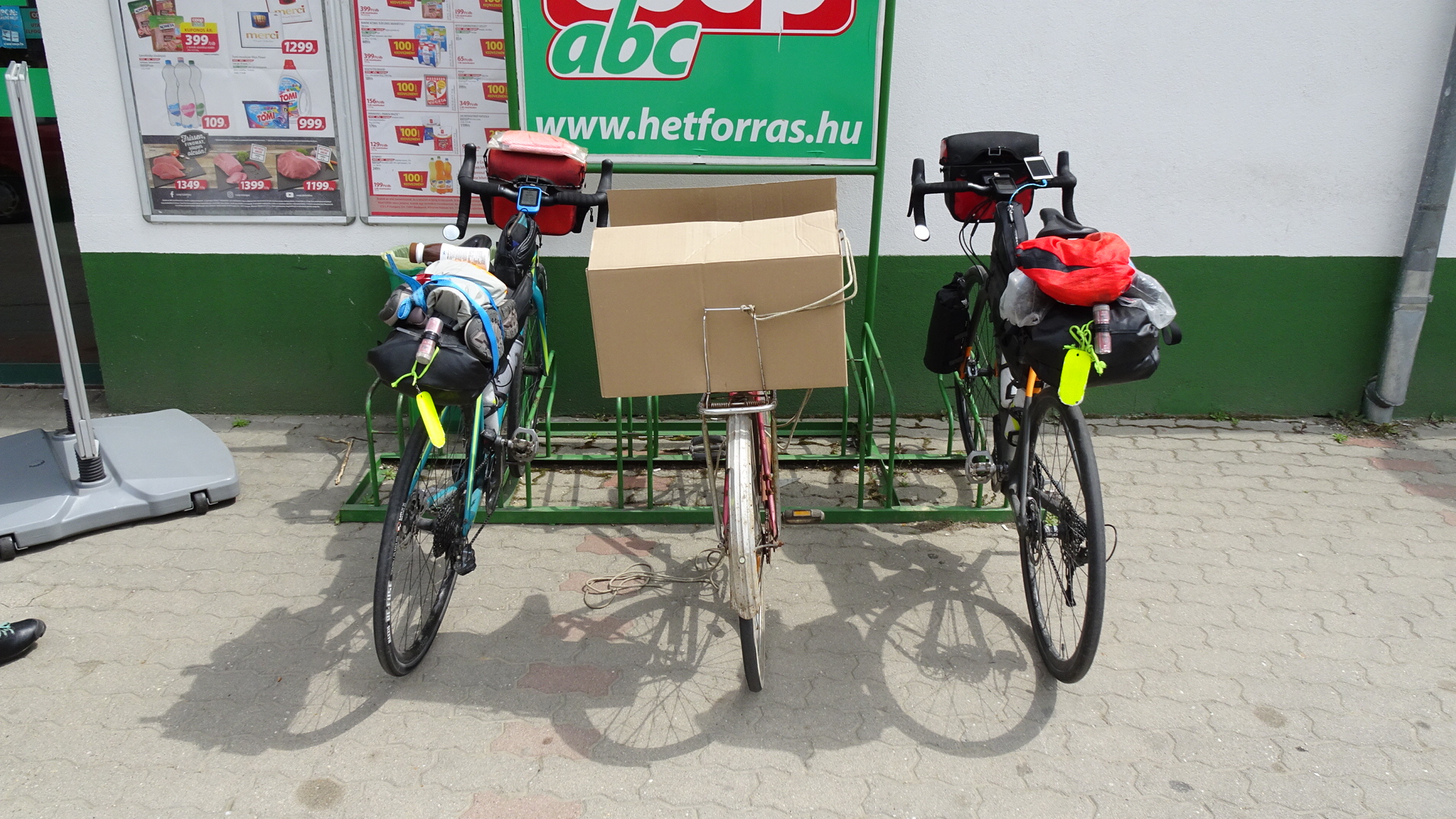 064D49AD-6694-475A-AFAA-4753345329BA