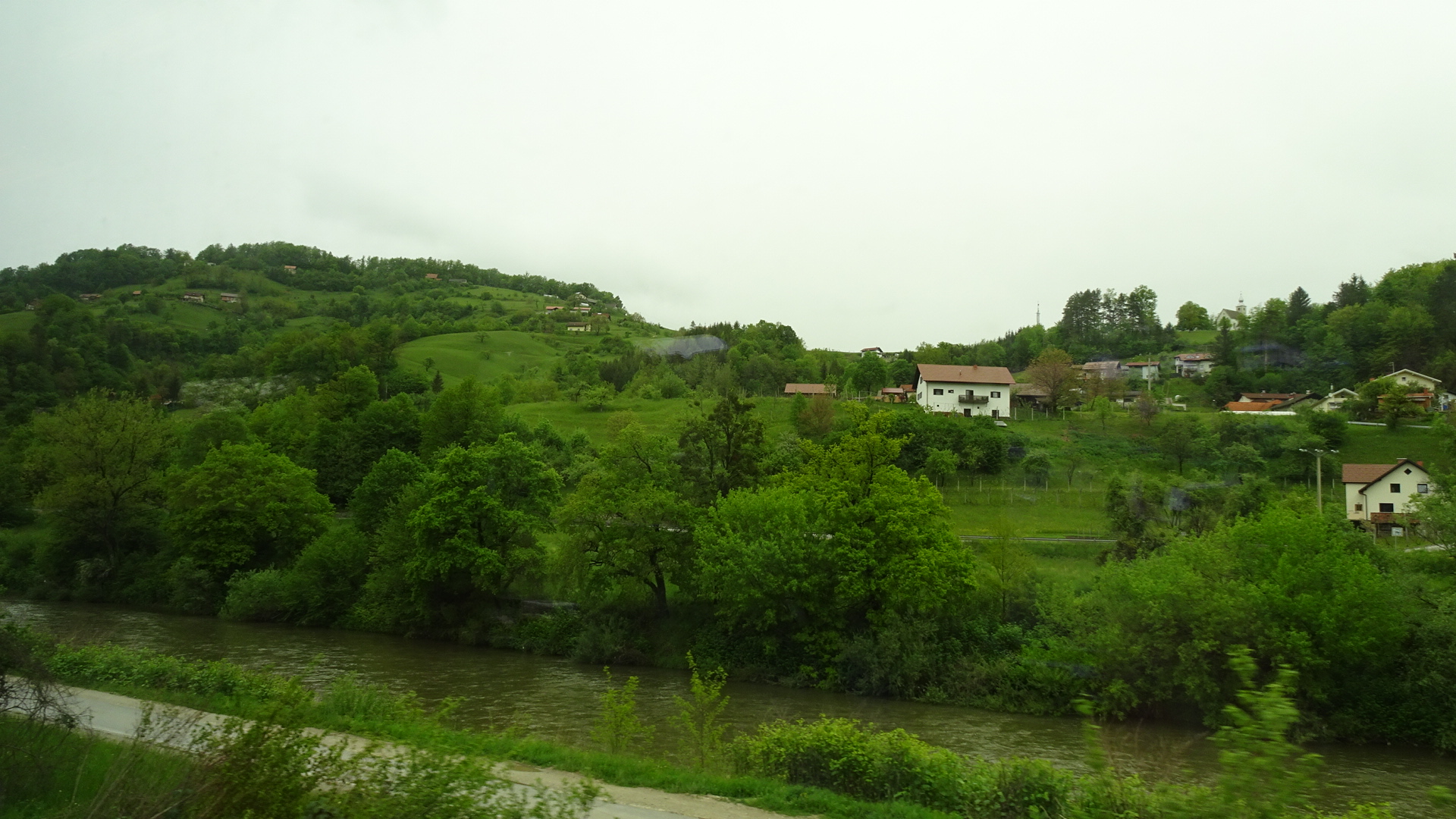 0B31A6FE-CBCB-41E4-9FFA-4274A1FD0DD9