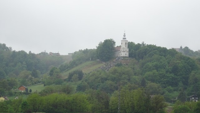 2978E536-0361-4417-93EF-7829B6FA5DC1