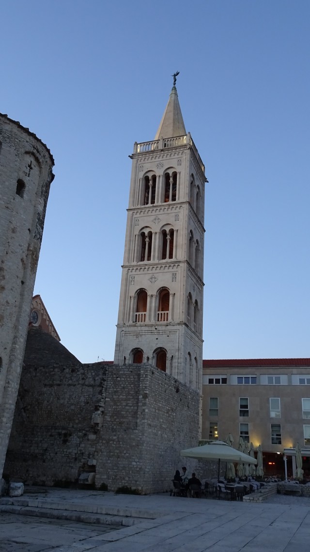 2A881F9D-8CEF-4092-A5A7-CFC7C93ADF4F