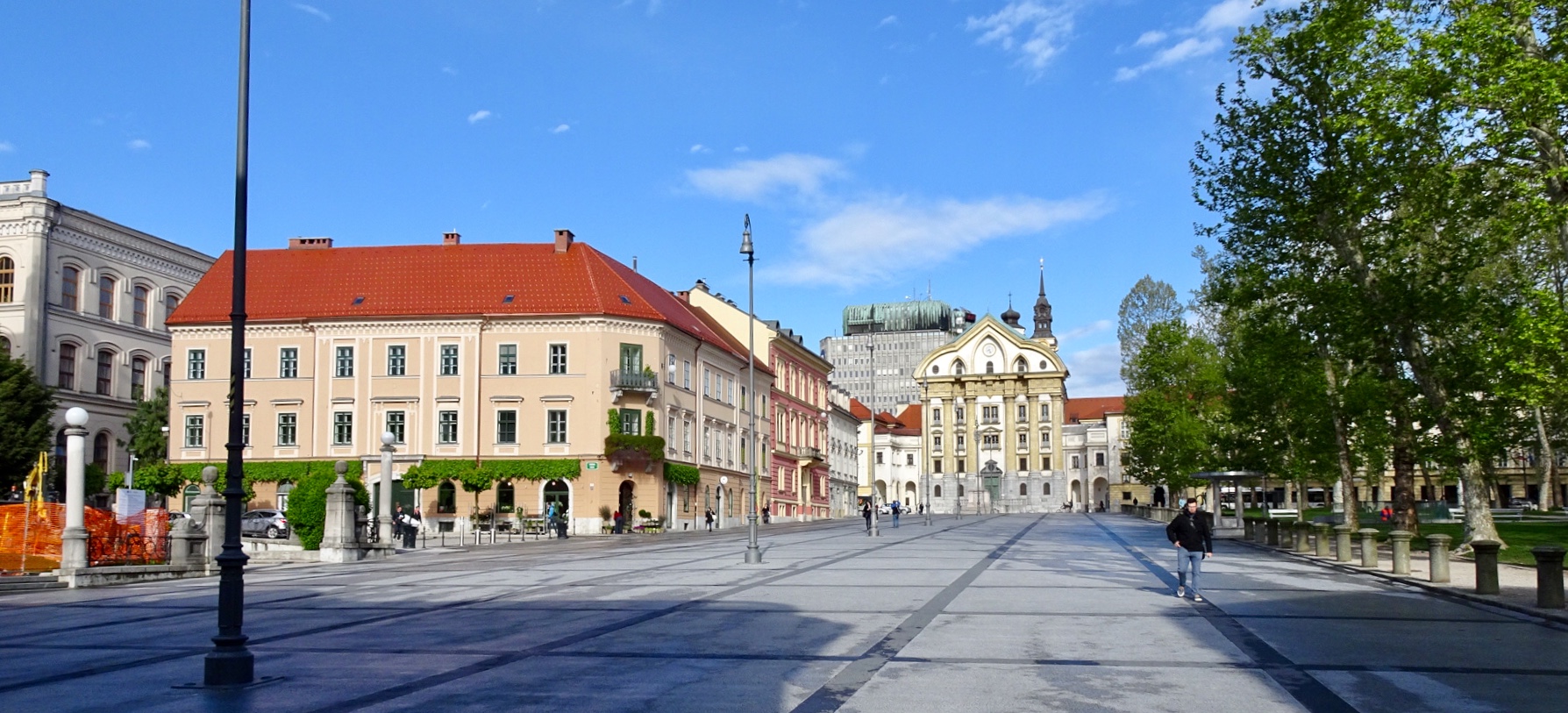 46373FA4-E84A-4C94-8561-C7A365F2348E