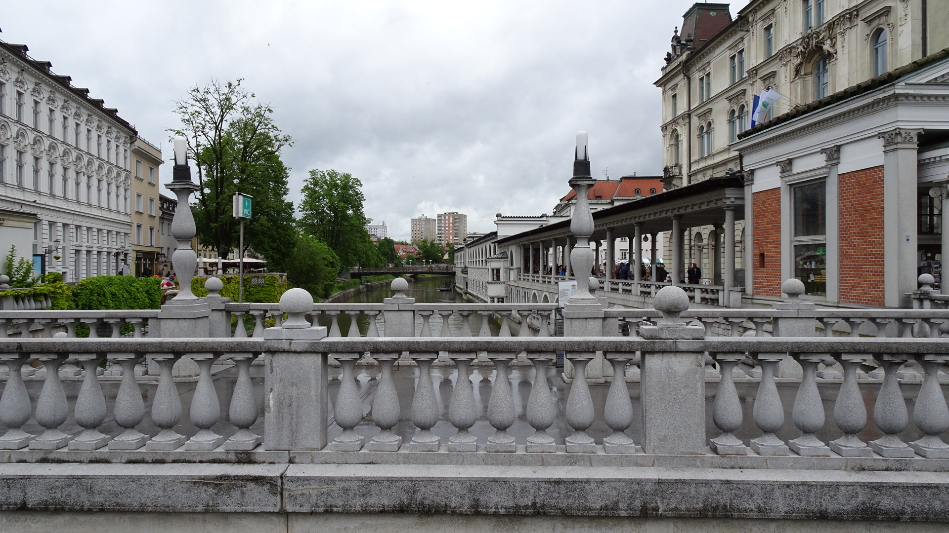 4A9ECFE2-3F6A-4914-A2EF-0763403CC8F0