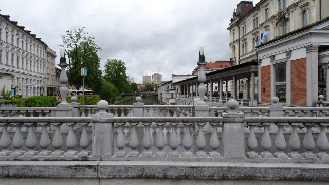 4A9ECFE2-3F6A-4914-A2EF-0763403CC8F0