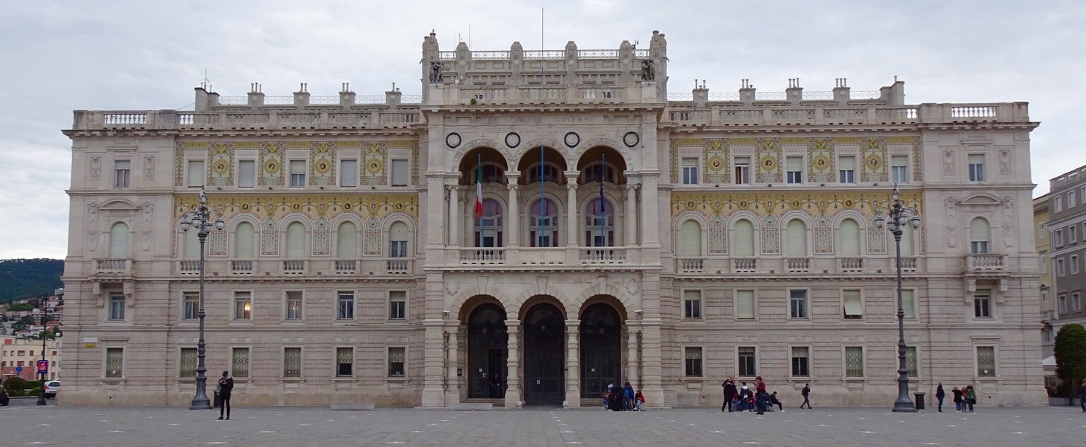 51A3F39F-79A5-4952-A587-F8674666994A