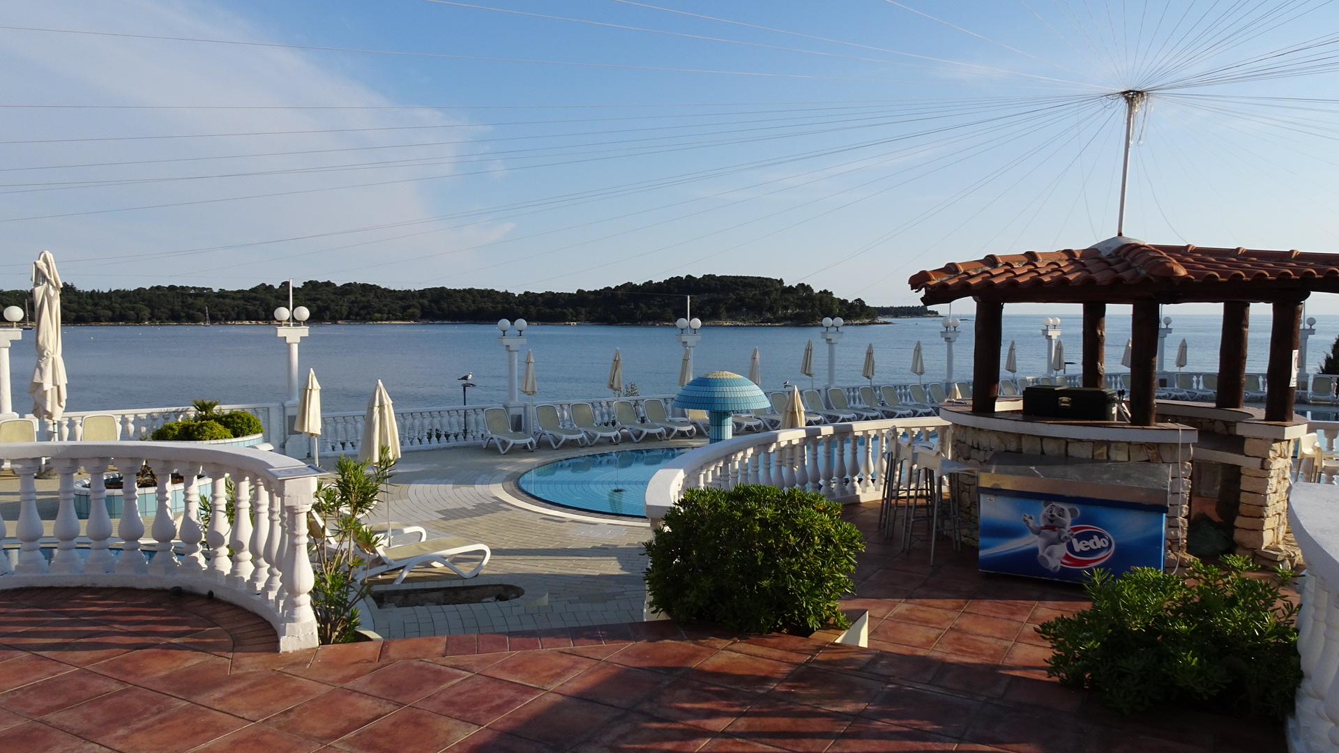 5C83A5EC-B30B-41CB-8406-75A0AC5512BA