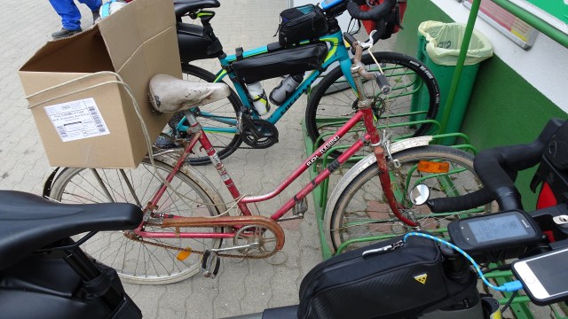 65E9B355-83A6-4D3B-A62B-4CAEC305E1CA