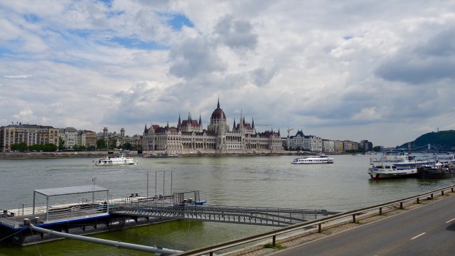 777A21D5-5F67-406F-9AF7-F43A24B7CF65